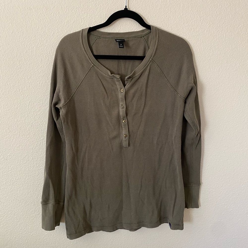 Patagonia Henley top